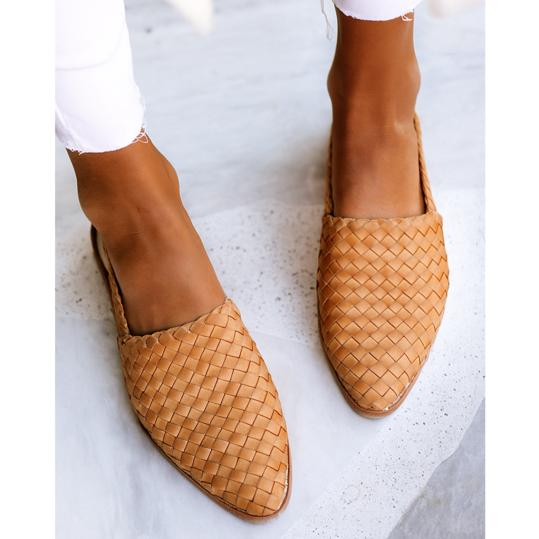 Furuya – All-Day Classic Orthopedic Shoes