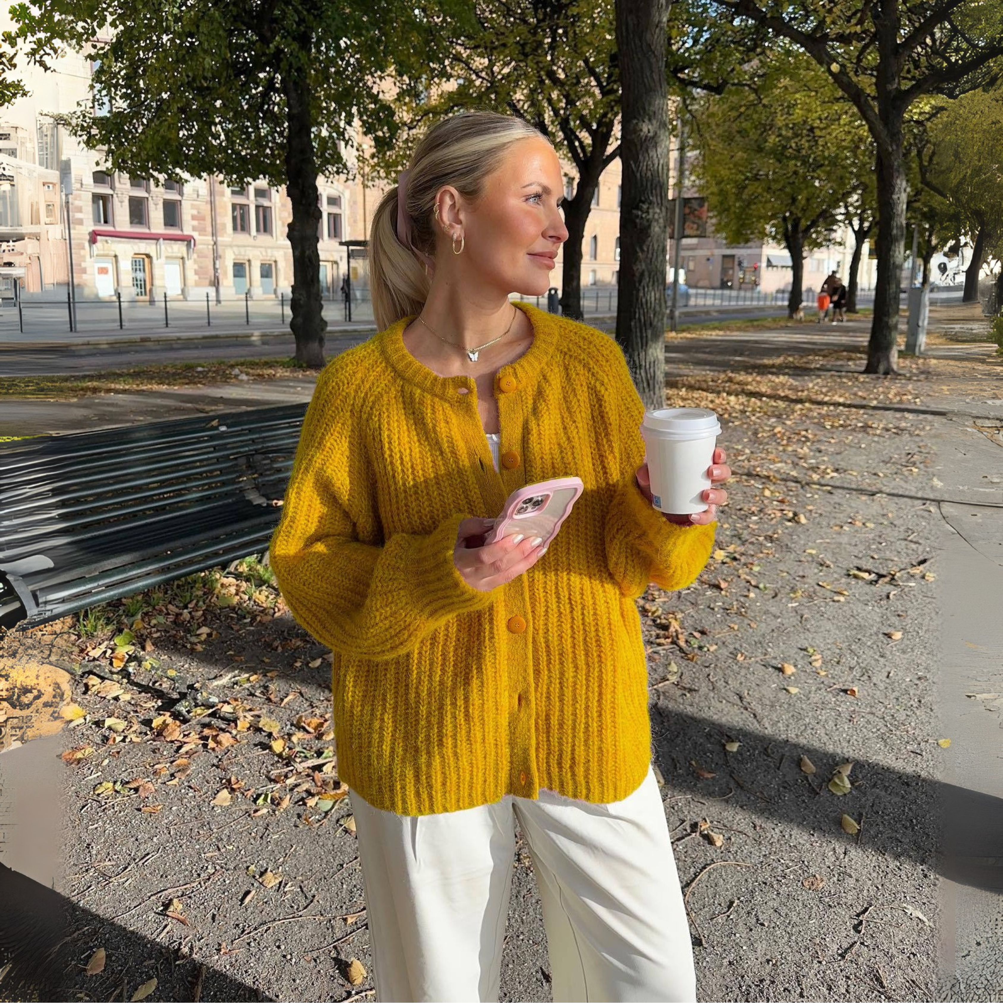 Elowen - Comfy Plain Button Down Long Sleeve Round Neck Cardigan