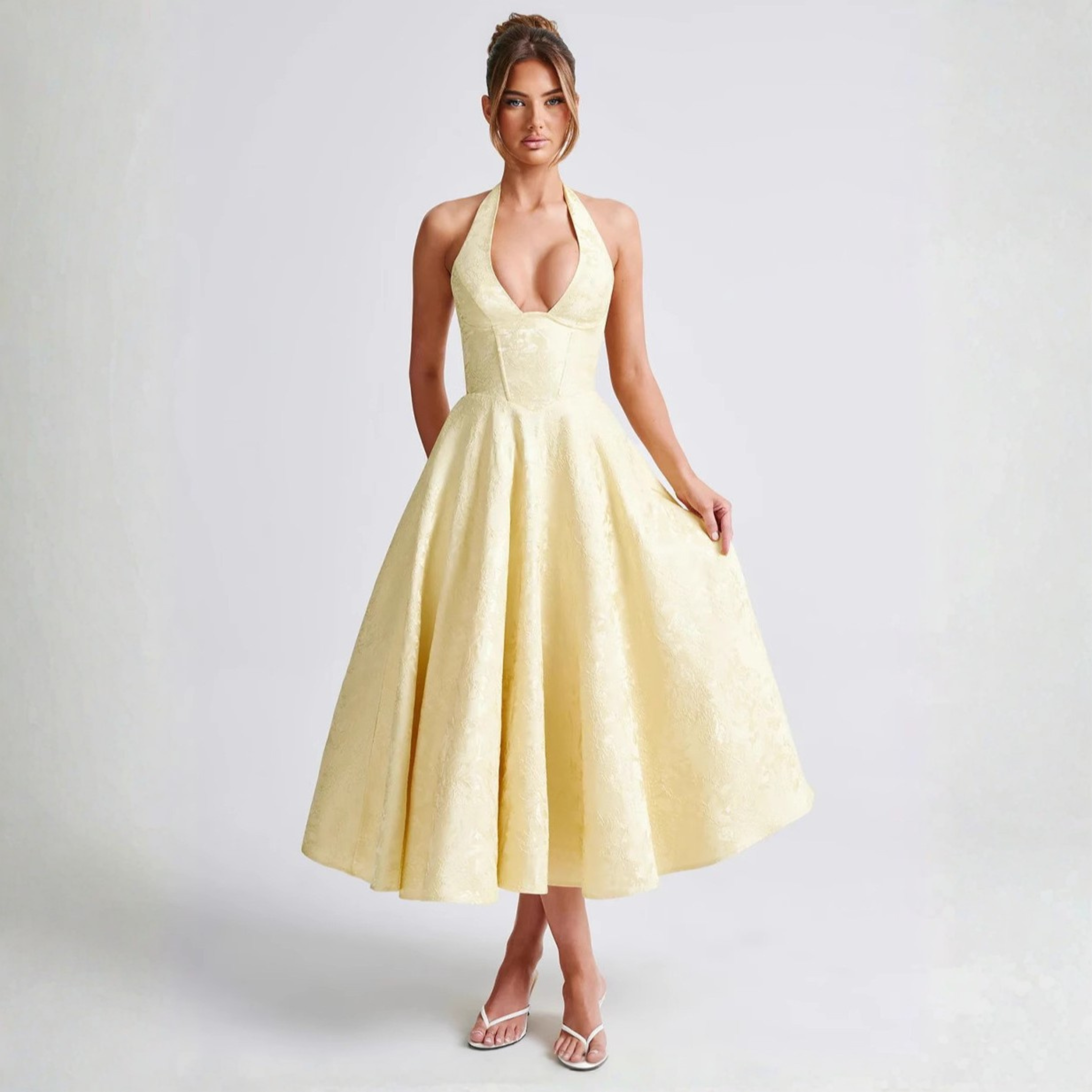 Ziora - Chic Low Cut Sleeveless Open Back A-Line Halter Maxi Dress