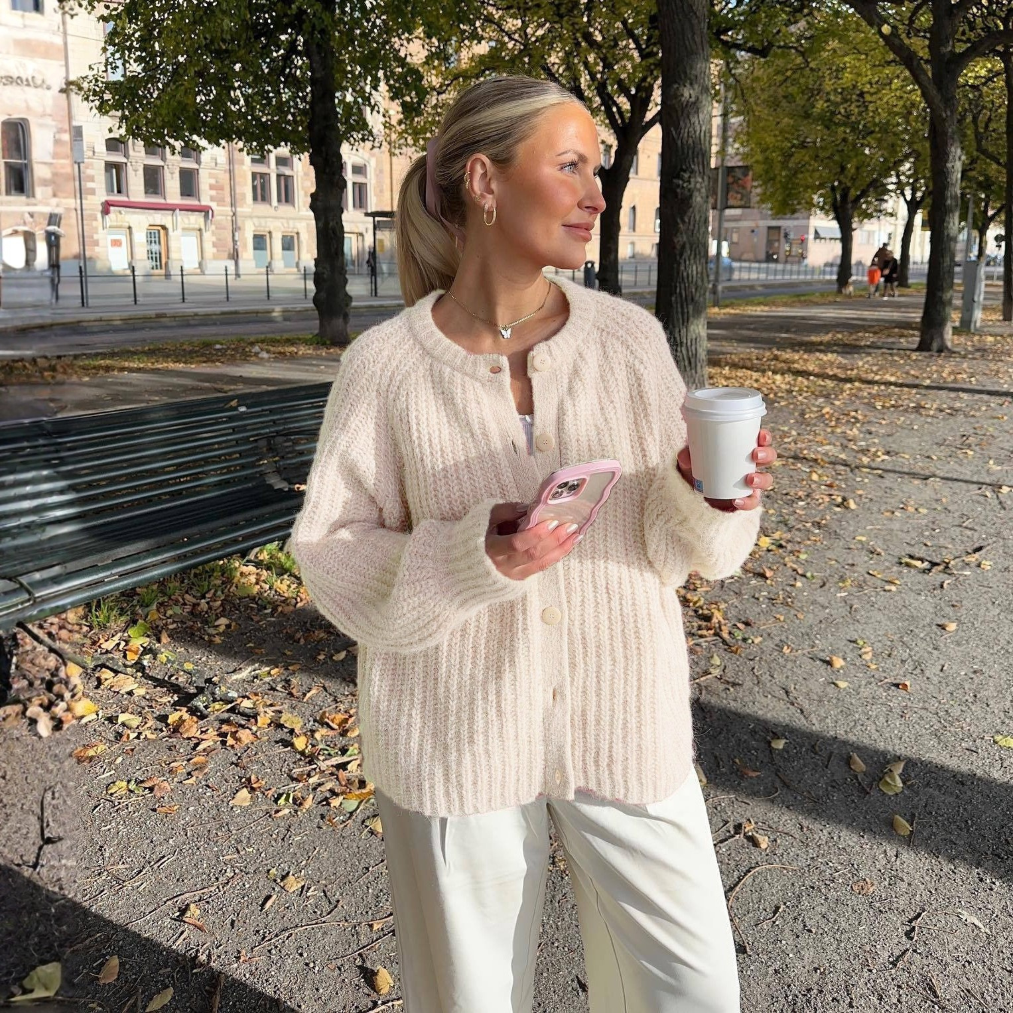 Elowen - Comfy Plain Button Down Long Sleeve Round Neck Cardigan