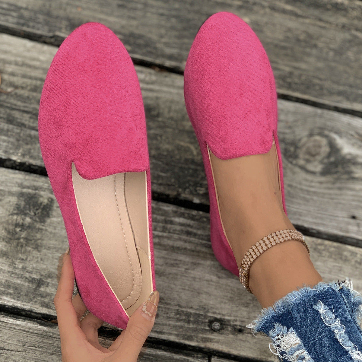 Tara - Simple Solid Color Pointed Toe Flat Shoes