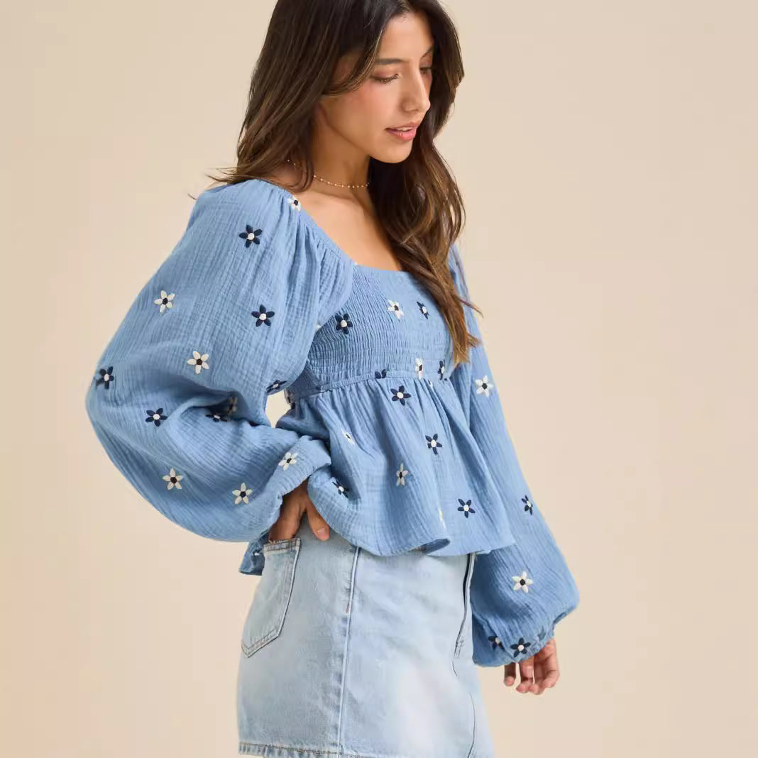 Sila - Comfy Floral Pleated Long Sleeve Top