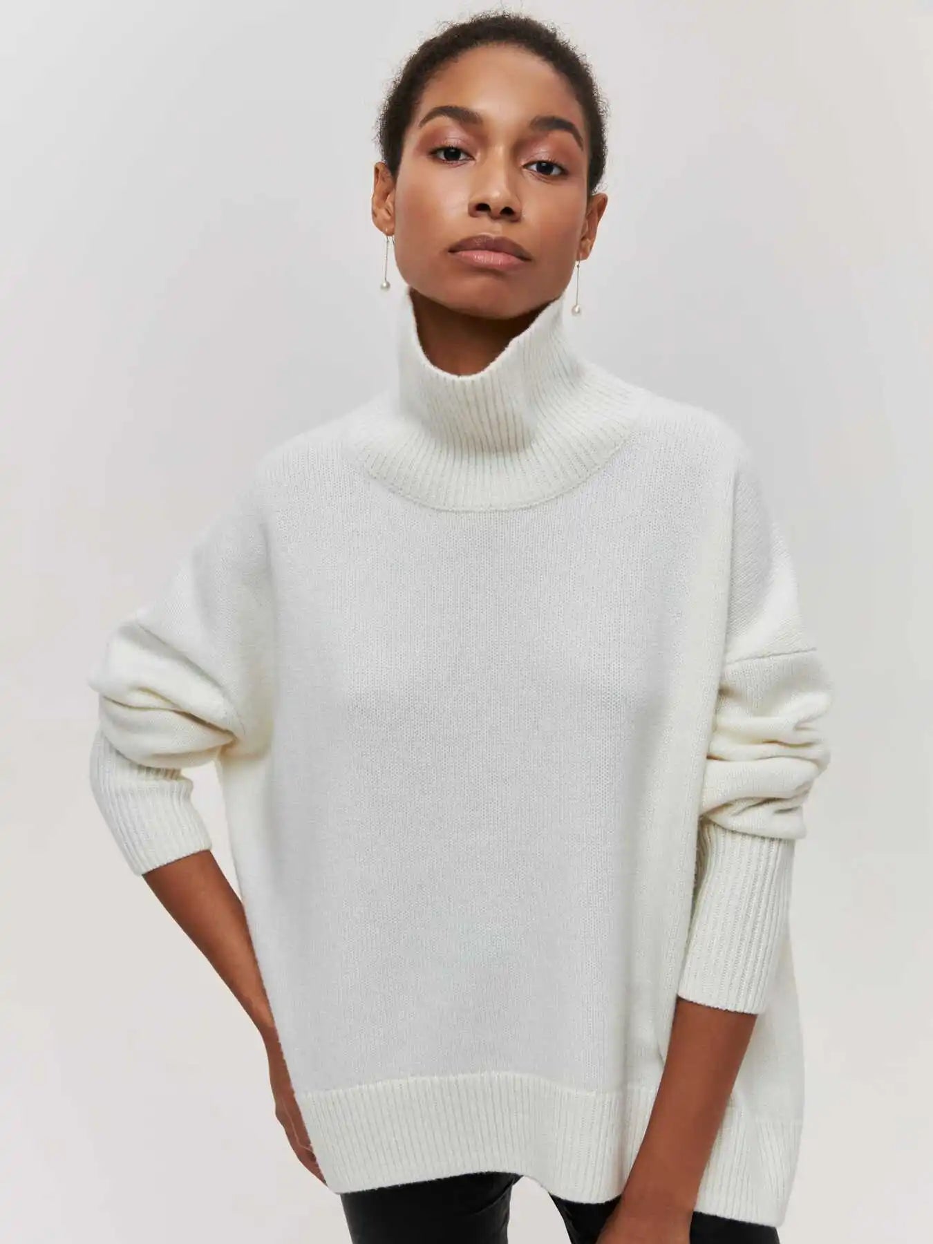 Alyssa - Elegant Turtleneck Sweater