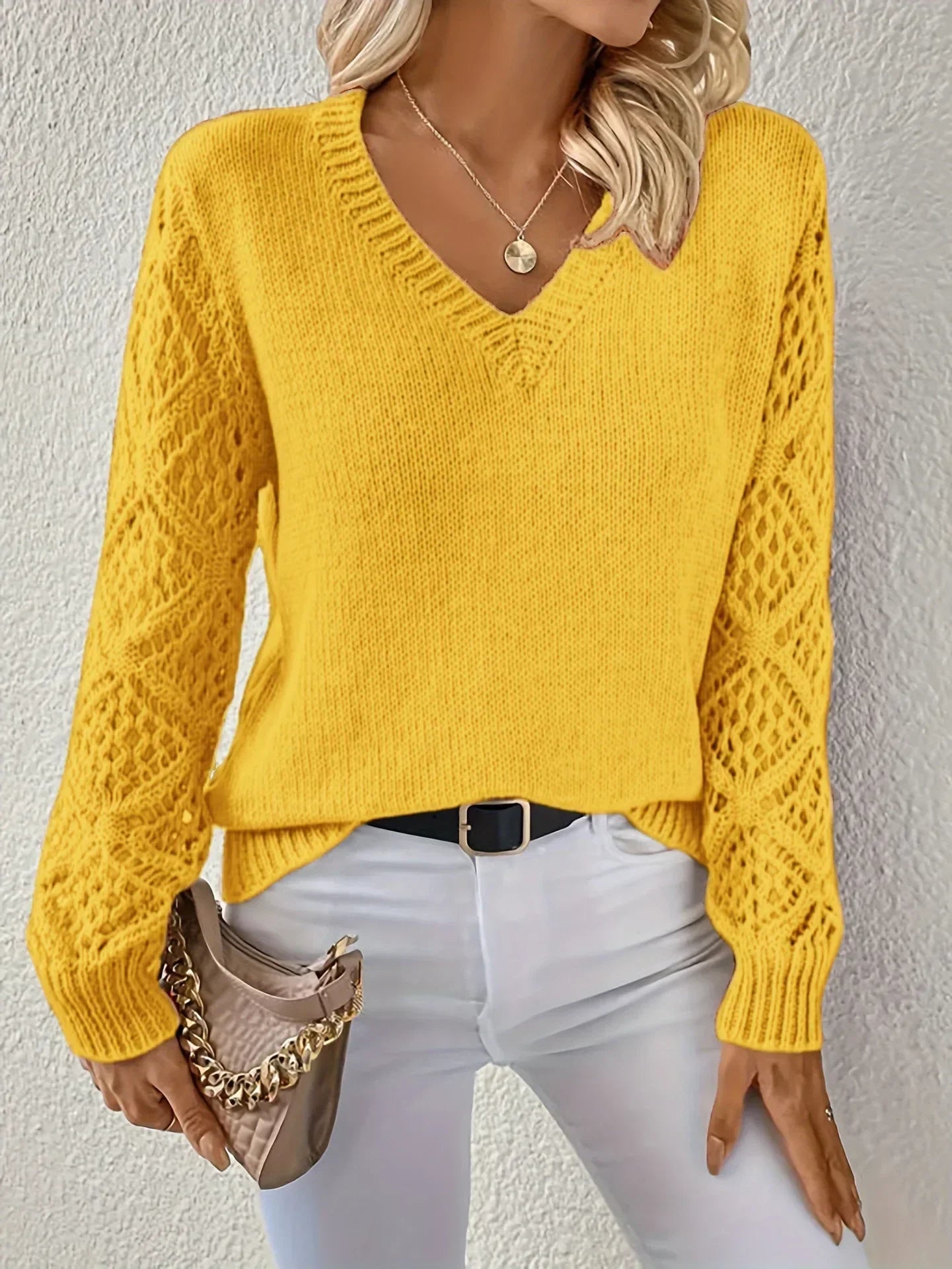Tarin - Cosy V-Neck Pullover